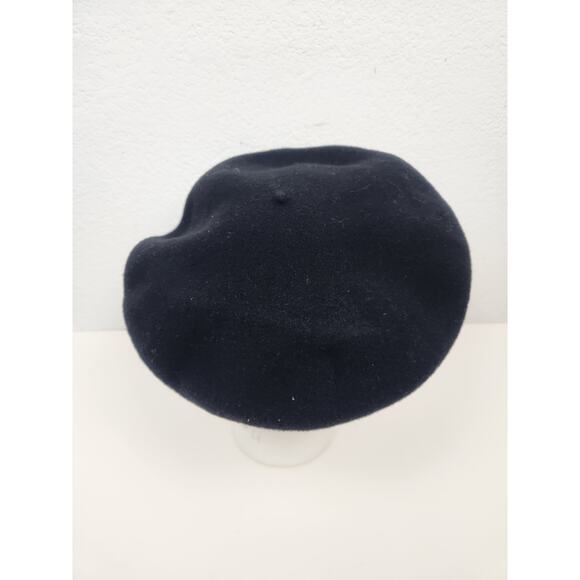 Neiman Marcus Beret Hat Set of 2 Black Burgundy Wool Made in  display picture 1